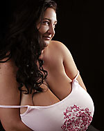 sabrina meloni braless massive milkers pic