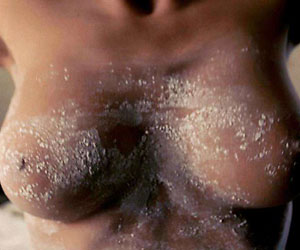 salma hayek's tits burst out of plastercast in frida